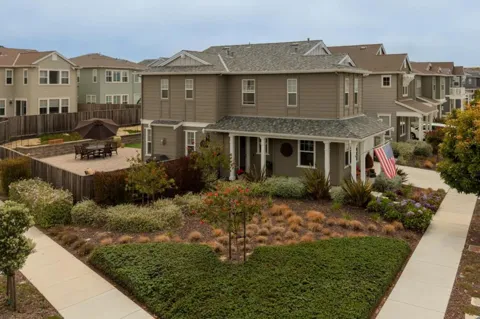 2760 Moonshell Lane