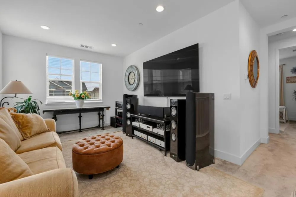 2760 Moonshell Lane Marina, CA 93933