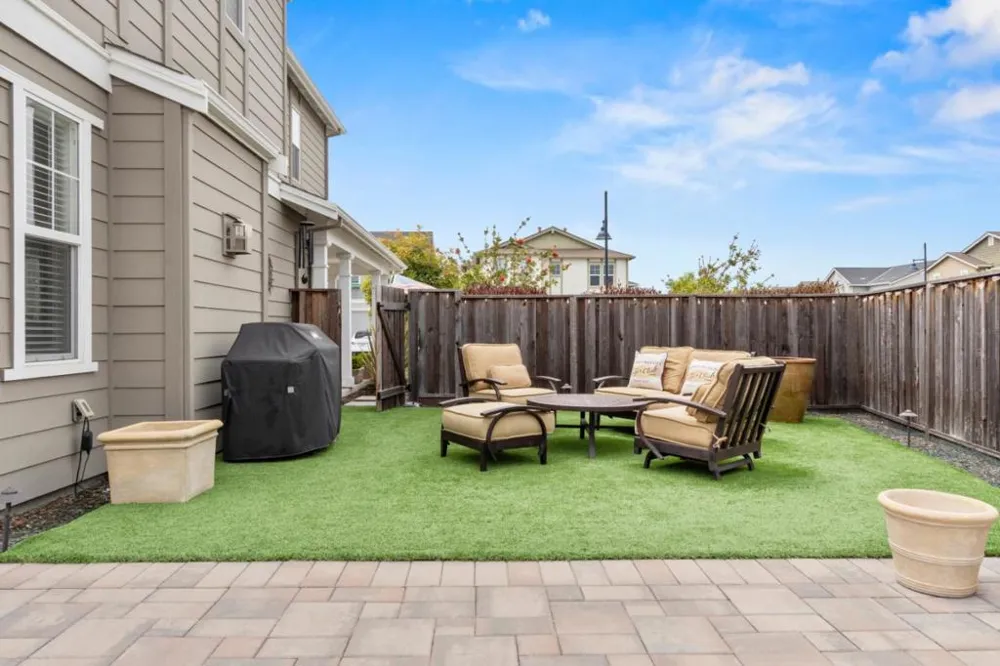 2760 Moonshell Lane Marina, CA 93933