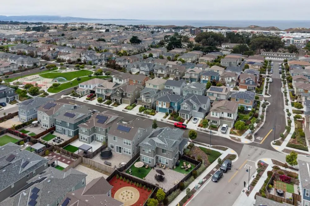2760 Moonshell Lane Marina, CA 93933