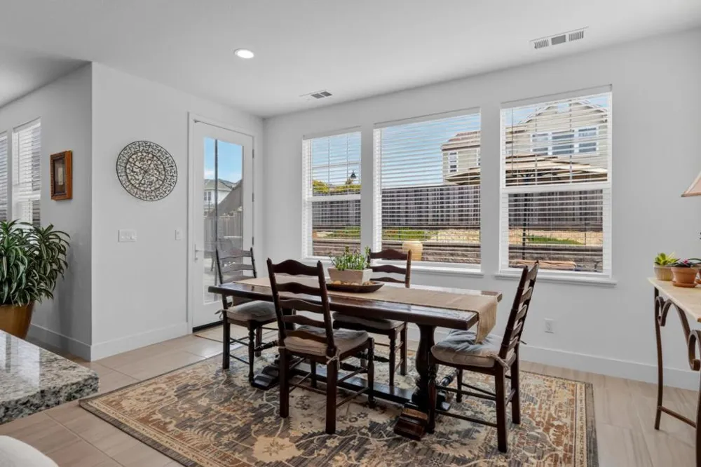 2760 Moonshell Lane Marina, CA 93933