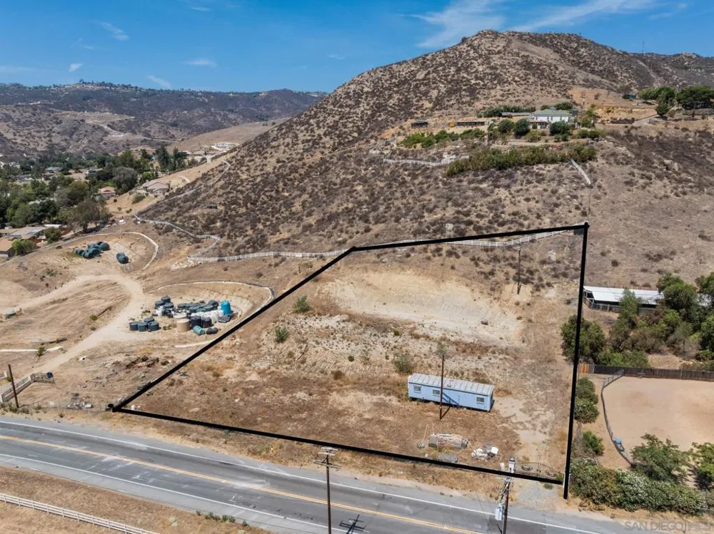 5352 Dehesa El Cajon, CA 92019