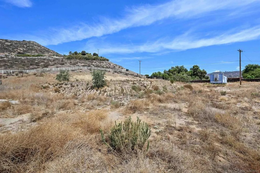 5352 Dehesa El Cajon, CA 92019