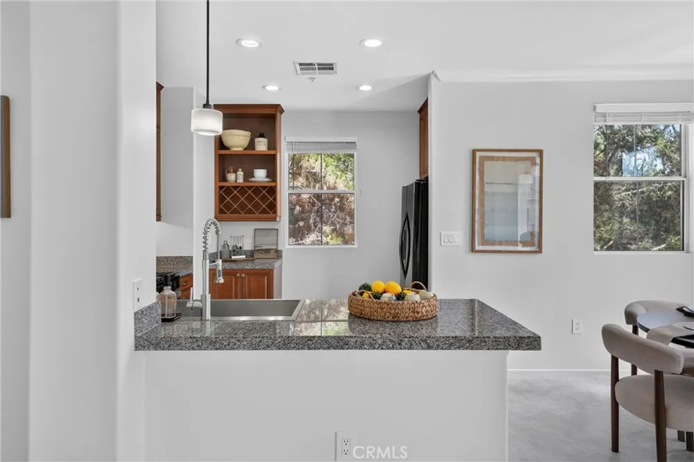 3422 Watermarke Irvine, CA 92612