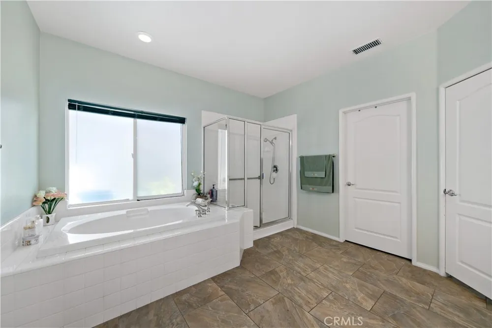 24172 Calle Artino Murrieta, CA 92562