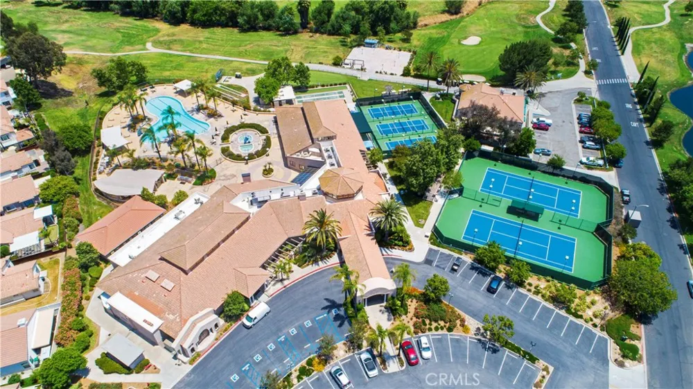 24172 Calle Artino Murrieta, CA 92562