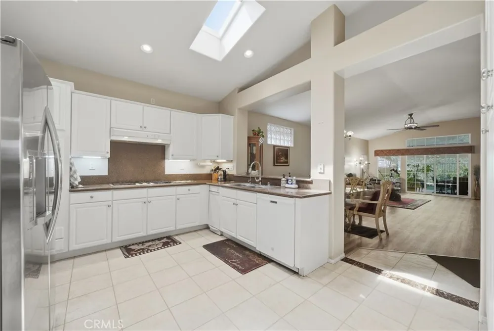 24172 Calle Artino Murrieta, CA 92562