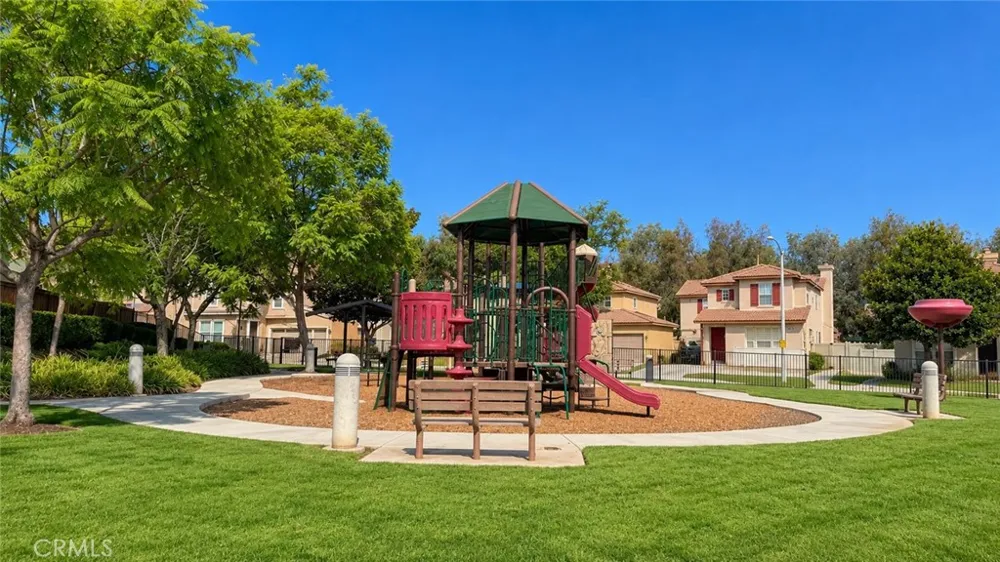 351 Jessica Corona, CA 92882