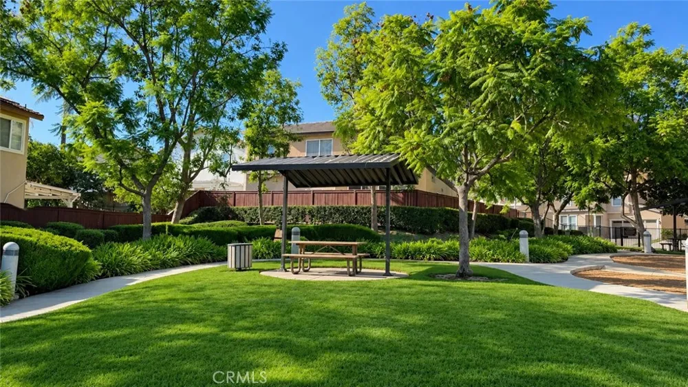 351 Jessica Corona, CA 92882