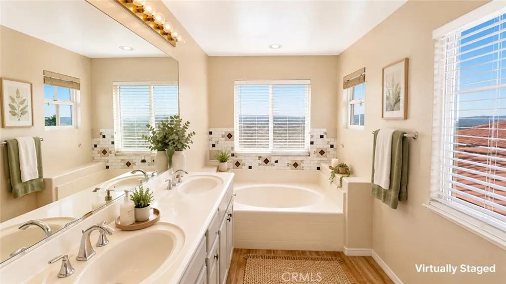 351 Jessica Corona, CA 92882