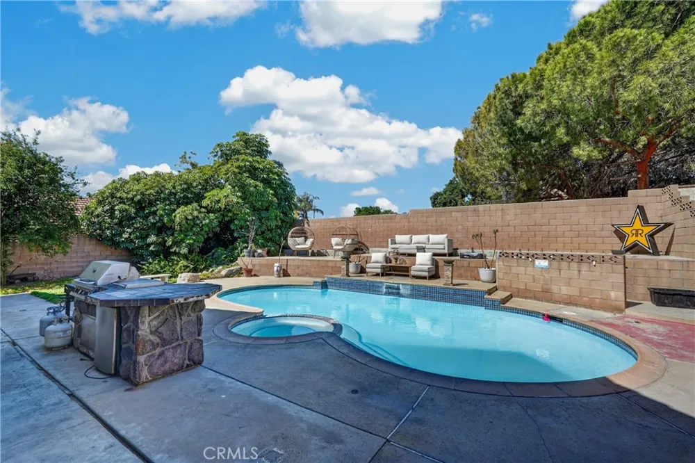 7480 Marine Avenue Rancho Cucamonga, CA 91730