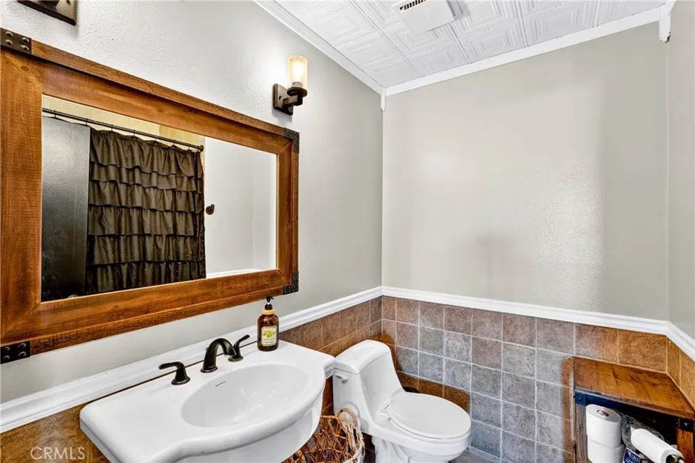 7480 Marine Avenue Rancho Cucamonga, CA 91730