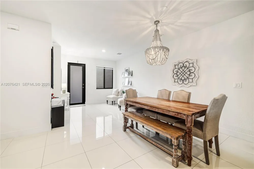 519 SW 91st Pl Miami, FL 33174