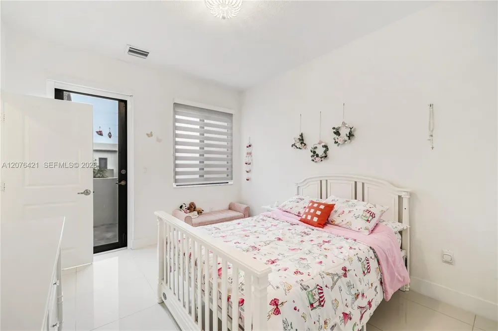 519 SW 91st Pl Miami, FL 33174