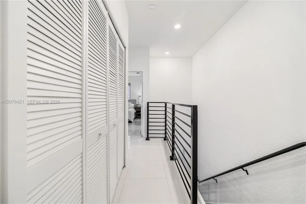 519 SW 91st Pl Miami, FL 33174