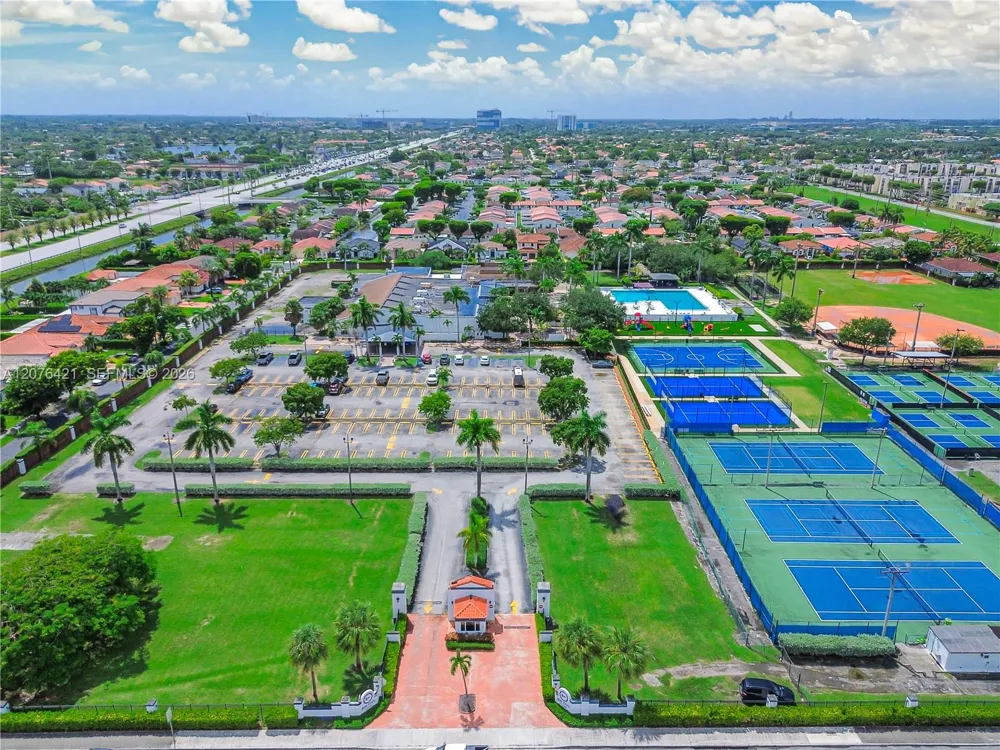 519 SW 91st Pl Miami, FL 33174