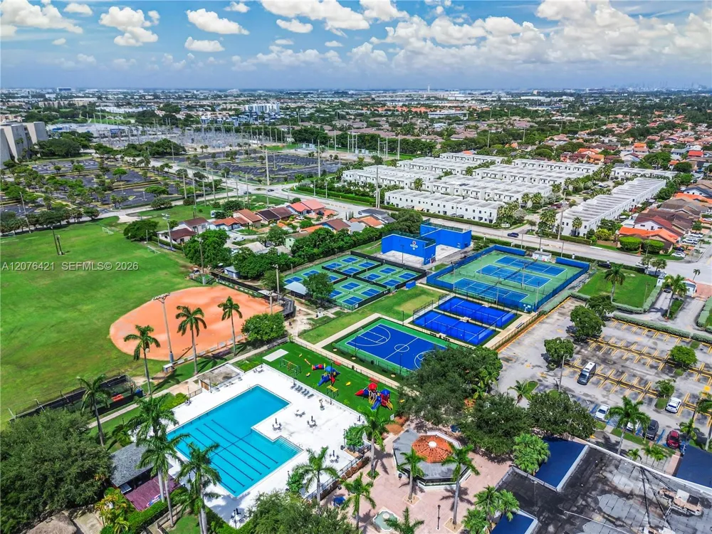 519 SW 91st Pl Miami, FL 33174
