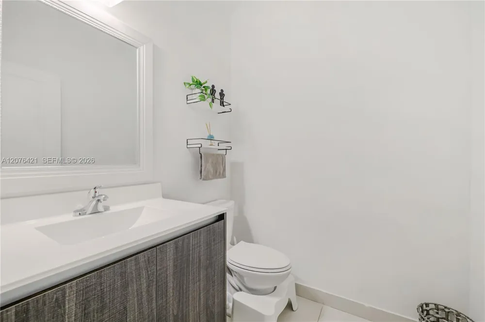519 SW 91st Pl Miami, FL 33174