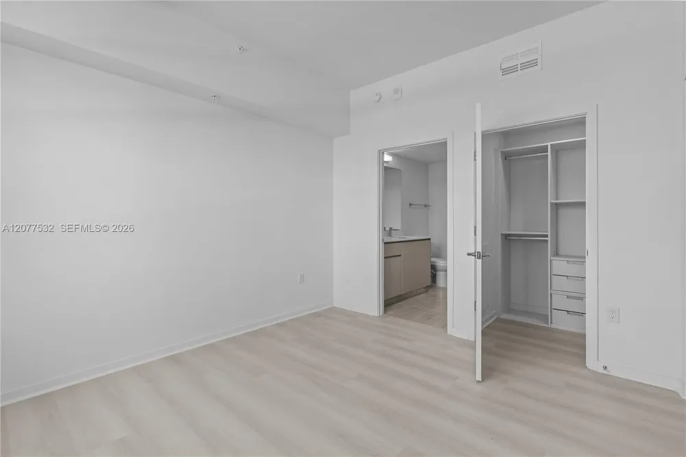 5579 Millenia Park #121 Orlando, FL 32839