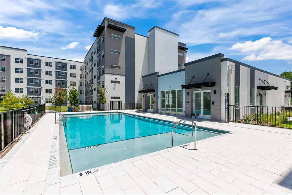 5579 Millenia Park #121 Orlando, FL 32839
