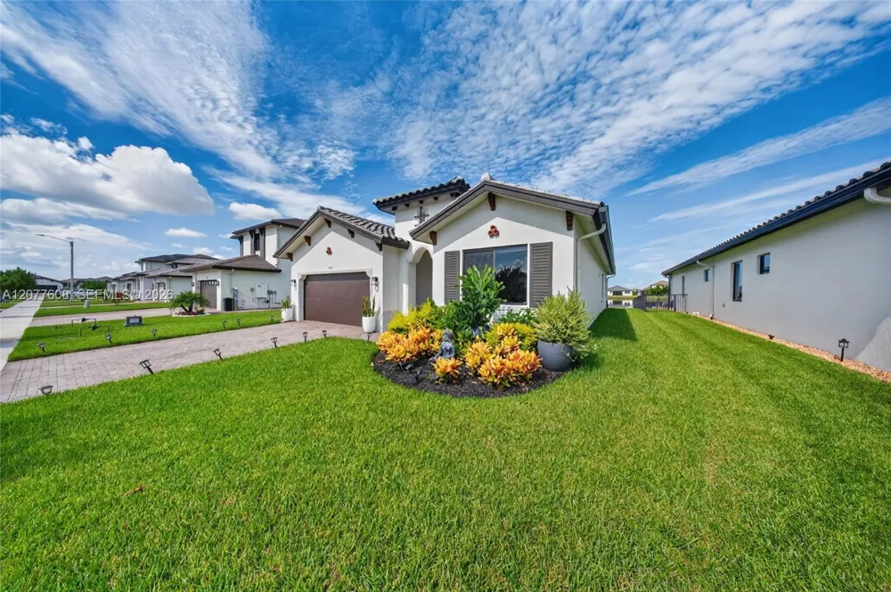 5043 ofanto Ave Maria, FL 34142