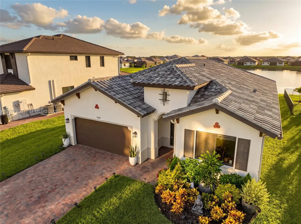 5043 ofanto Ave Maria, FL 34142