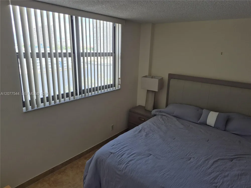 290 174th St #903 Sunny Isles Beach, FL 33160
