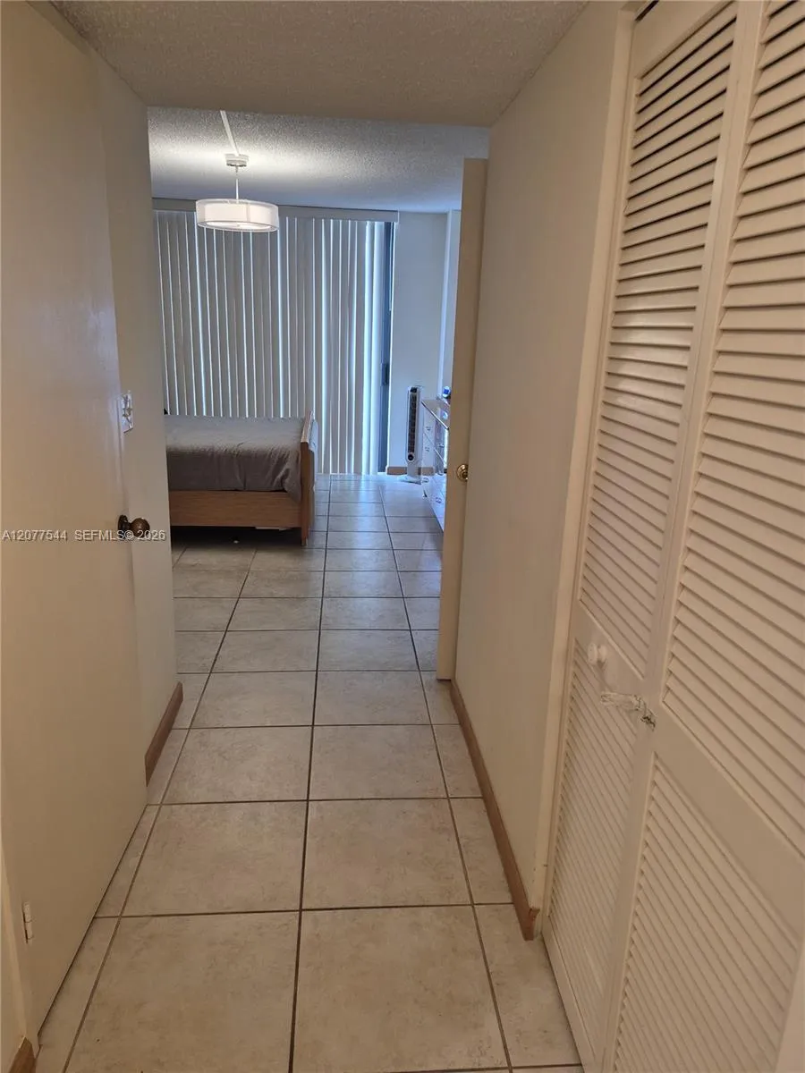 290 174th St #903 Sunny Isles Beach, FL 33160
