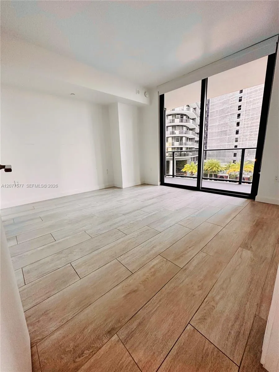 45 SW 9th St #1202 Miami, FL 33130