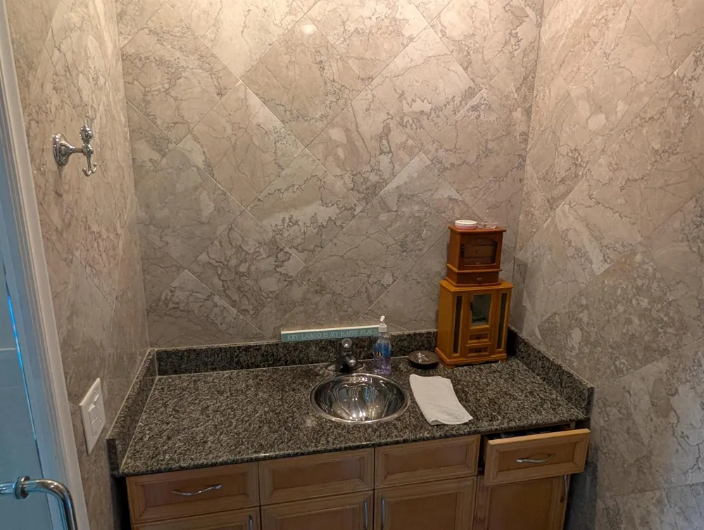930 SE 9th Avenue #11 Pompano Beach, FL 33060