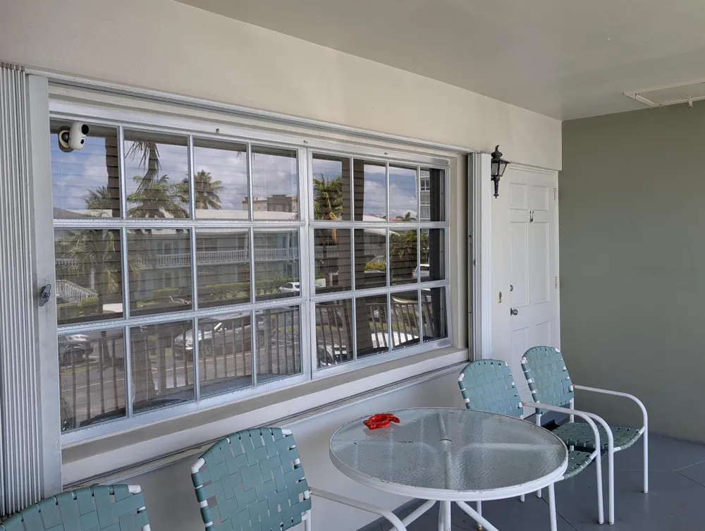930 SE 9th Avenue #11 Pompano Beach, FL 33060