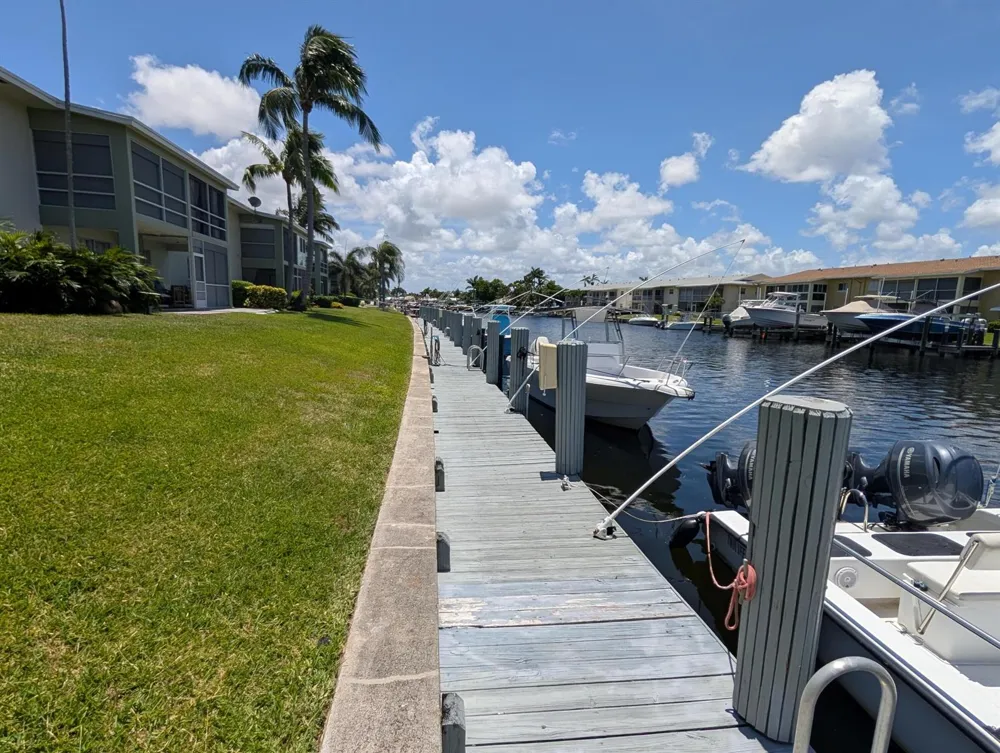 930 SE 9th Avenue #11 Pompano Beach, FL 33060