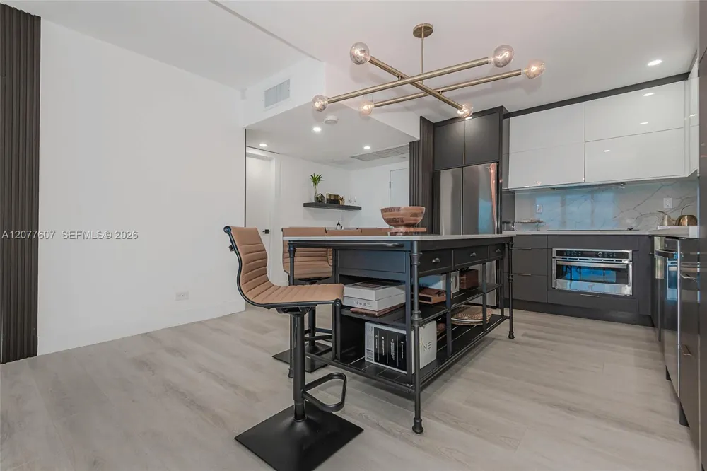 2301 Collins Ave #1134 Miami Beach, FL 33139