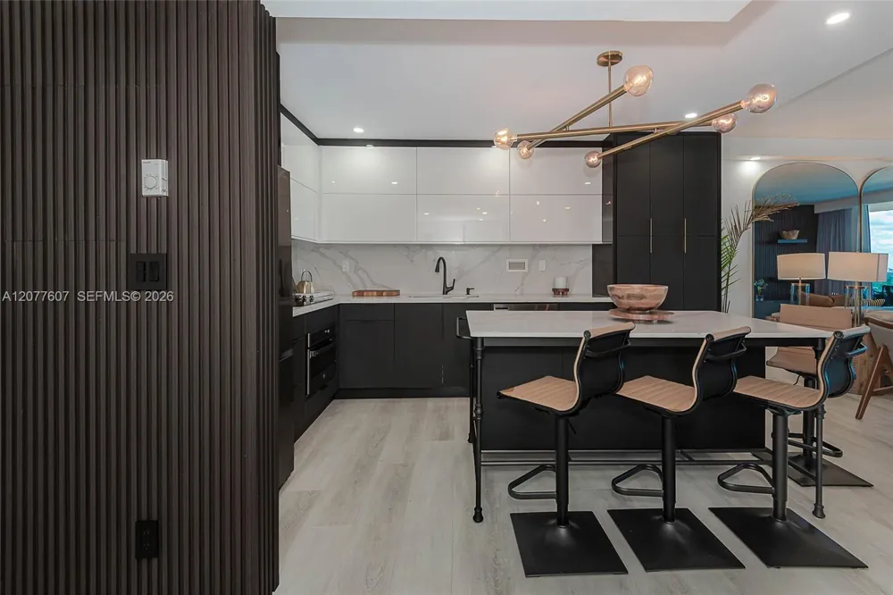 2301 Collins Ave #1134 Miami Beach, FL 33139
