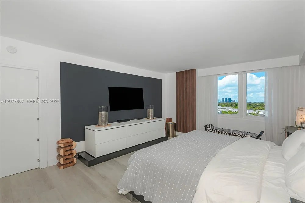 2301 Collins Ave #1134 Miami Beach, FL 33139