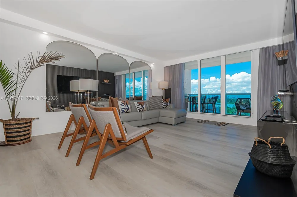 2301 Collins Ave #1134 Miami Beach, FL 33139
