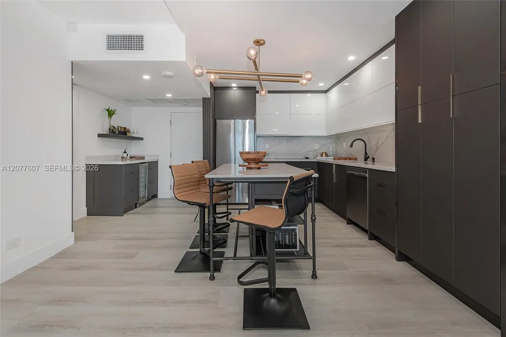 2301 Collins Ave #1134 Miami Beach, FL 33139