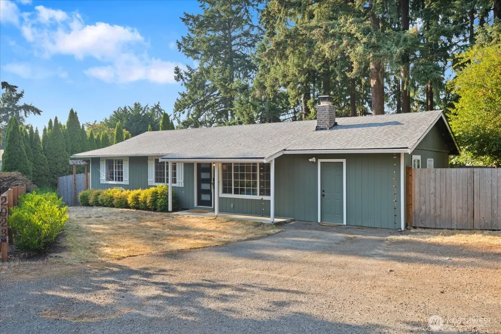 2923 193rd Place SE Bothell, WA 98012