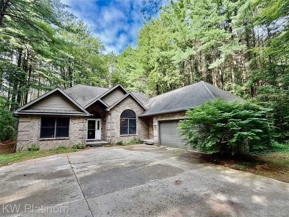 7308 Bryce Road Clyde Township, MI 48049