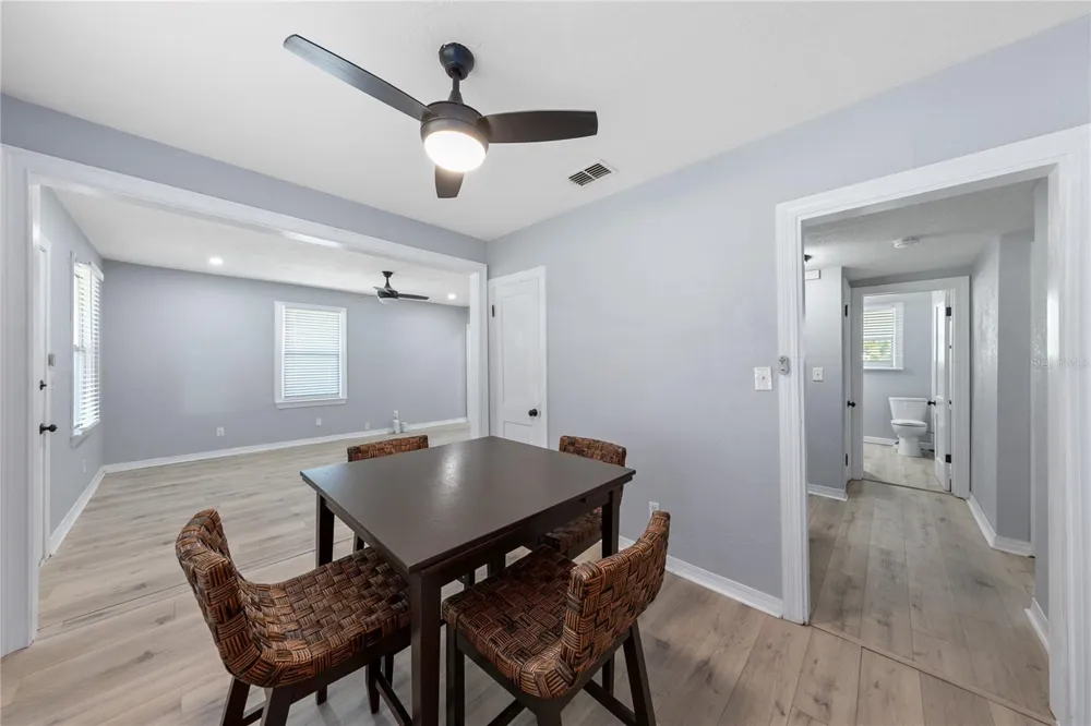 3861 GALICIA ROAD Jacksonville, FL 32217
