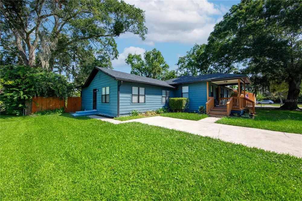 3861 GALICIA ROAD Jacksonville, FL 32217