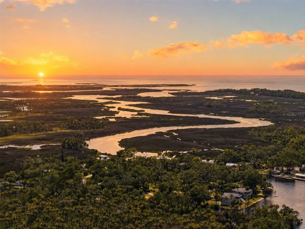 6086 ISLAND DRIVE Weeki Wachee, FL 34607
