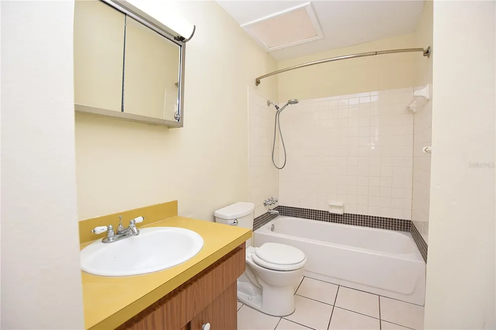 4705 DIMBATH DRIVE Lakeland, FL 33813