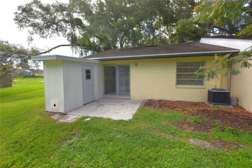 4705 DIMBATH DRIVE Lakeland, FL 33813