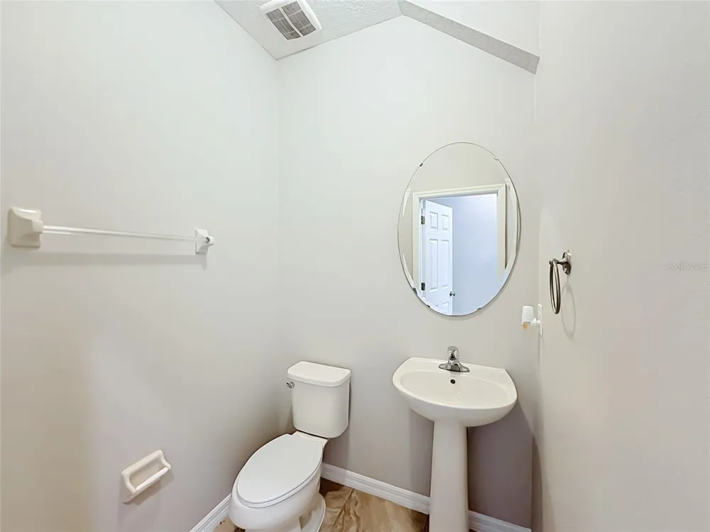 3319 BETHPAGE LOOP Mount Dora, FL 32757