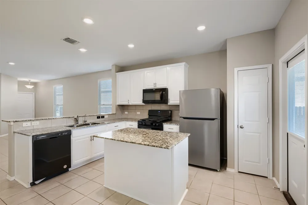 324 Harper Lane Georgetown, TX 78626