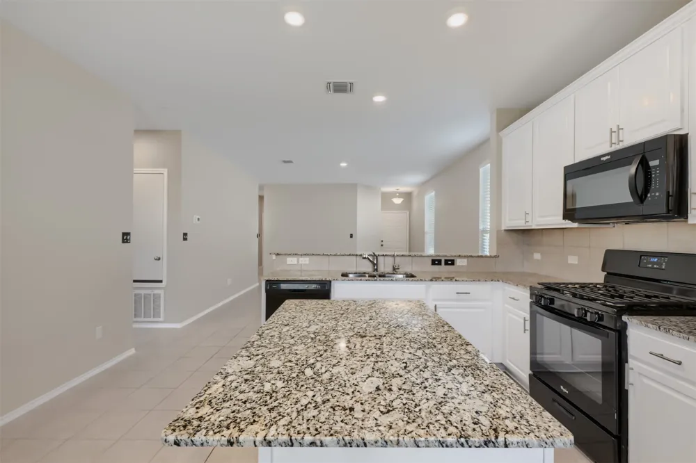 324 Harper Lane Georgetown, TX 78626
