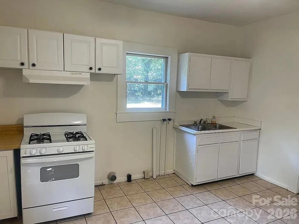 72 Spencer Avenue Mooresville, NC 28115