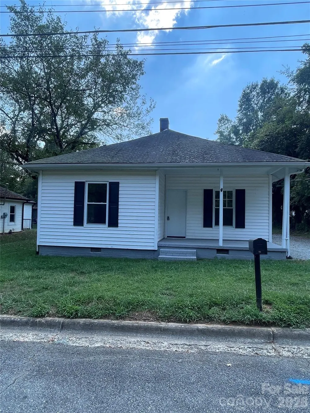 72 Spencer Avenue Mooresville, NC 28115