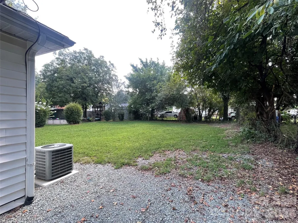72 Spencer Avenue Mooresville, NC 28115